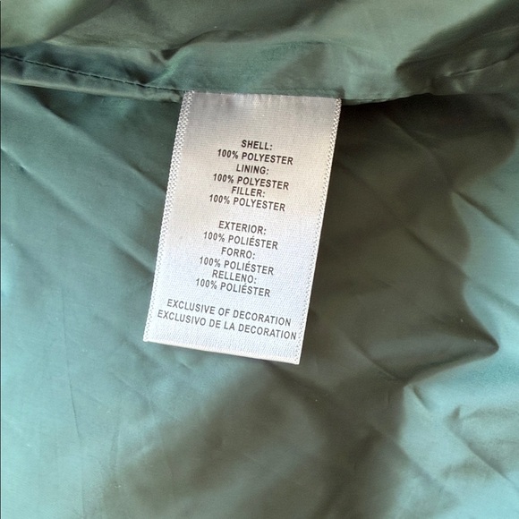 NWT Levi’s Women's Hunter Green Puffer Jacket- S & XL - Picture 10 of 13